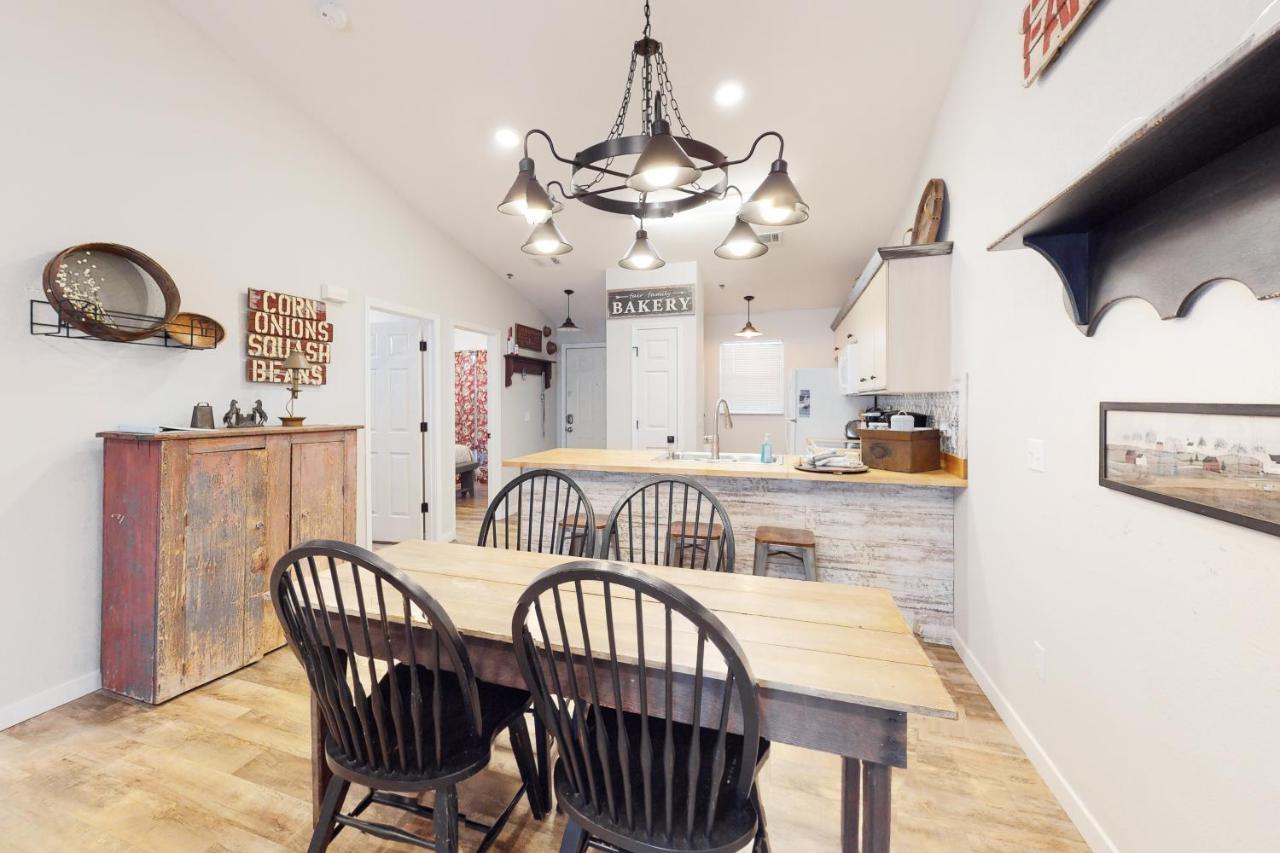 The Farmhouse At Fall Creek Branson Luaran gambar
